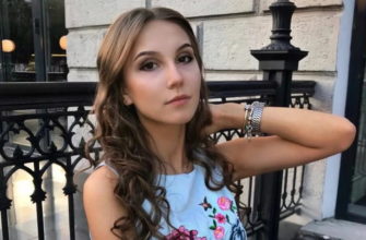 Яна Скворцова блогерша