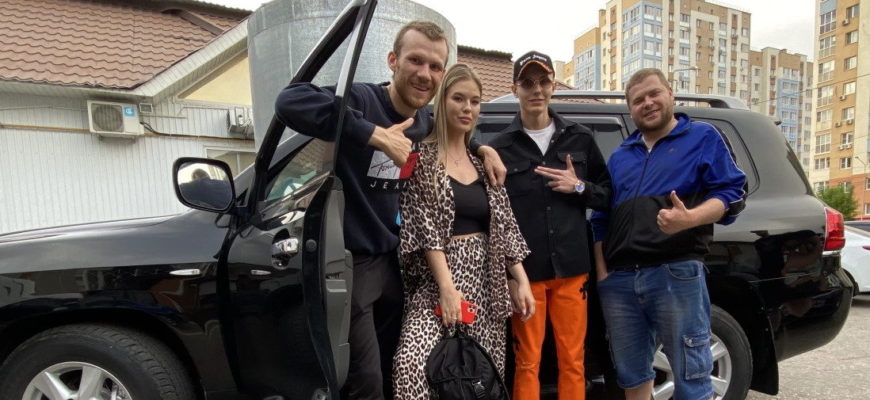 ARTEMY (Артемий Фирсов) тиктокер