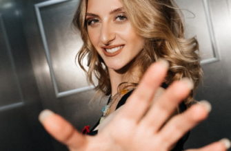 NИNА певица