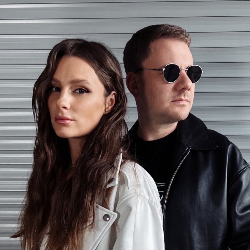 Nivesta певица и DJ Smash