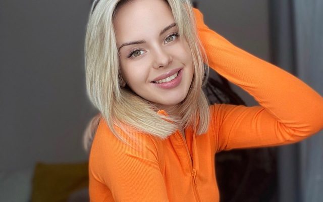 Шипучка Ди (Леди Ди) тиктокерша